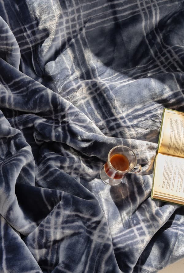 Blankets & Throws