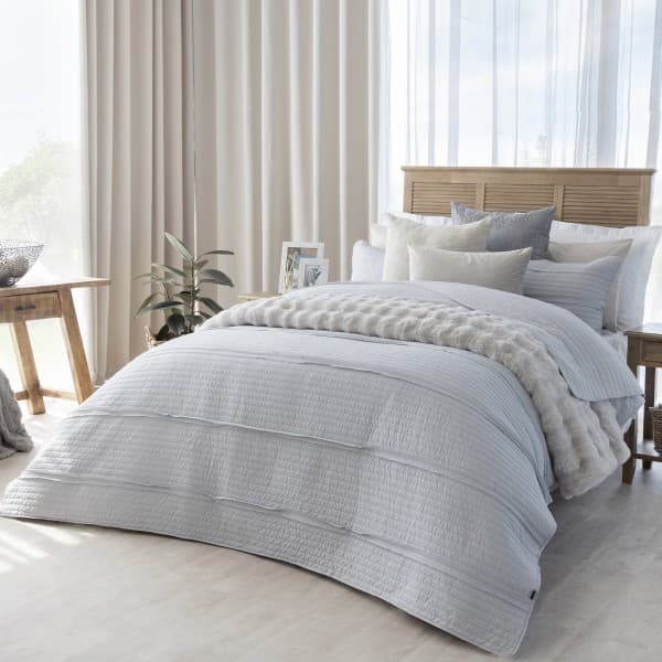 Arthur Grey Quilt Set