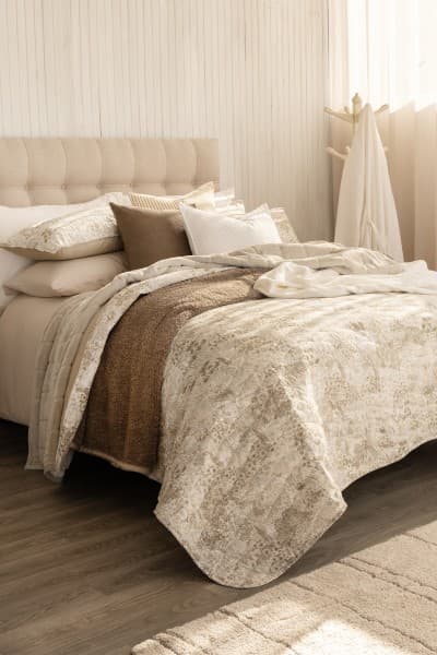 LEYA NATURAL QUILT SET