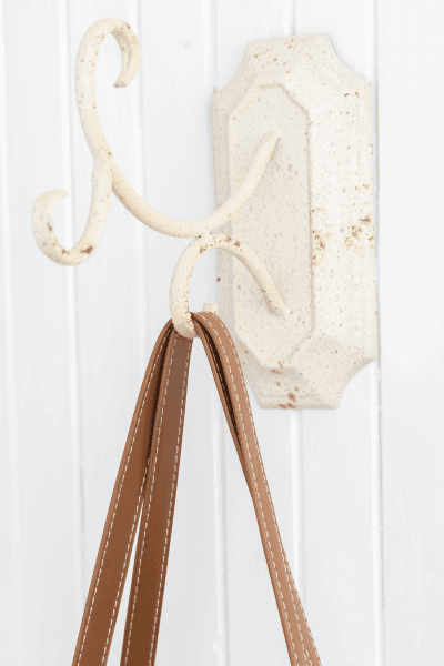 WHITE WALL HOOK