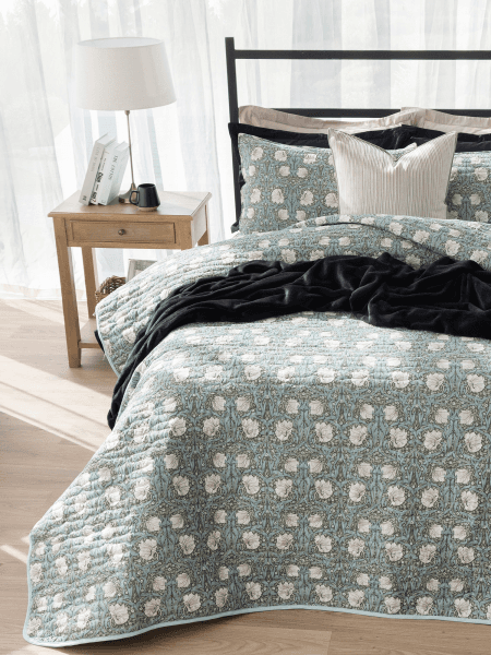 MORRIS OLIVE QUILT SET