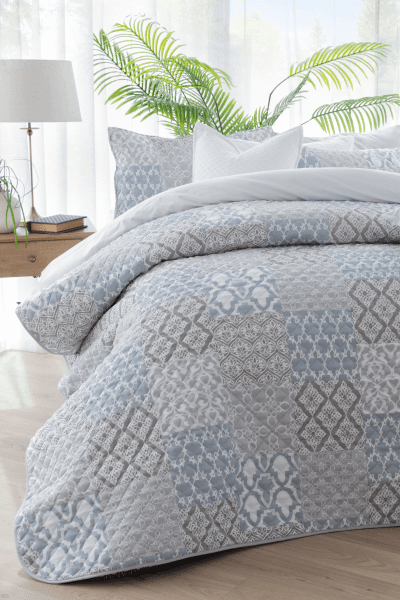 MIA GREY QUILT SET